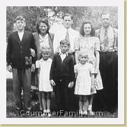 Ed_and_Hattie_with_Louie_Bonnie_Jerry_James_Patricia_and_Juliana_(thanks_to_Louie_Cournoyer) * 430 x 260 * (15KB)