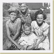 Louie_Bonnie_Jerry_and_Jim_Cournoyer_1937_(thanks_to_Louie_Cournoyer) * 536 x 354 * (30KB)