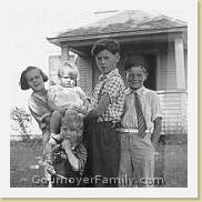 Louis_Bonnie_Gerald_James_and_Patricia_(thanks_to_Louie_Cournoyer) * 442 x 256 * (13KB)