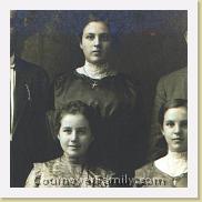Louis_Esther_Felix_Zoa_and_Emma_Cournoyer * 800 x 572 * (119KB)
