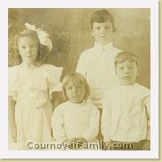 Margaret_Clifford_Theodore_and_Louise_Dupee_(thanks_to_Michele_Nelson) * 530 x 800 * (98KB)